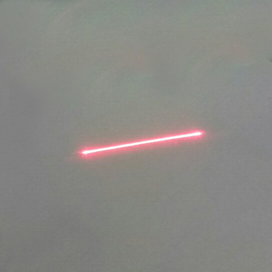 Moduli laser a linea ben distribuita con lenti Powell per sistemi di visione per il controllo qualit&agrave;